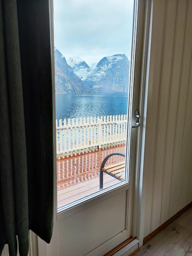 Visit 3* Undredal